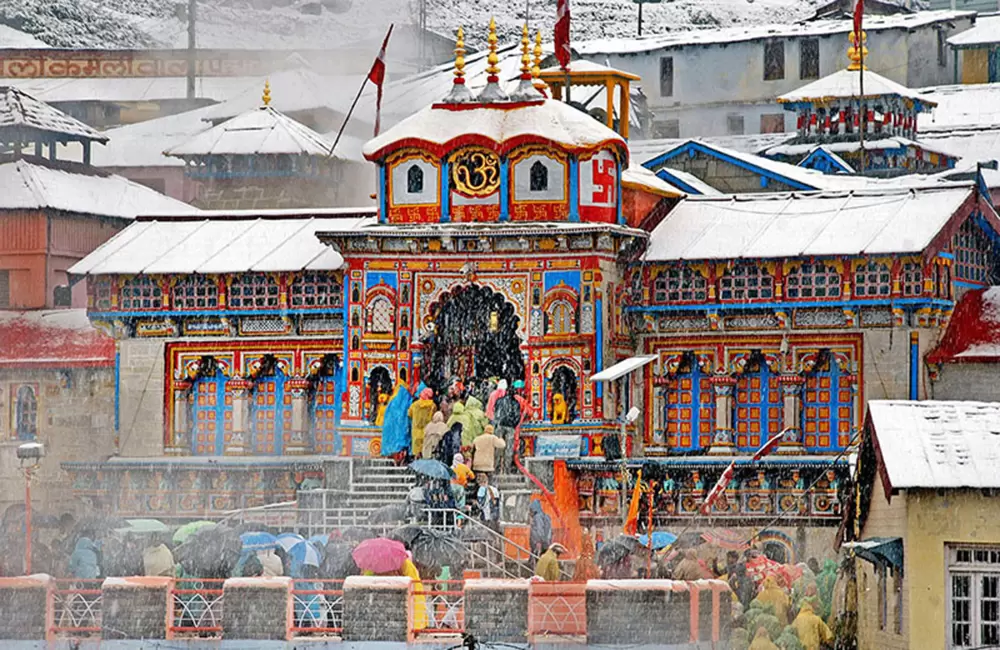 Badrinath by helicopter